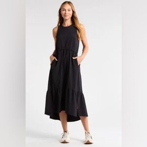 Zella Pursuit Tiered Midi Dress
